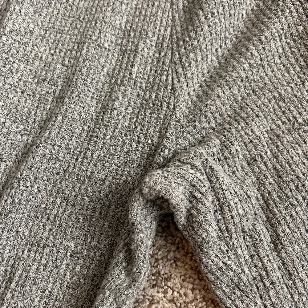 Aerie women’s XS waffle knit thermal joggers - Picture 4 of 5